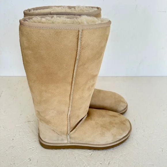 UGG Deluxe Classic Tall 5815 Boots Sand Size 9 - Picture 10 of 16